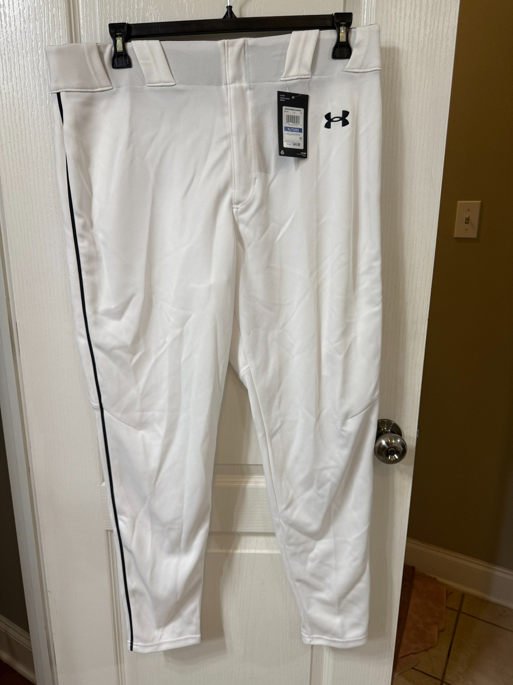 Under Armour Men's White and Black Baseball Pants XL